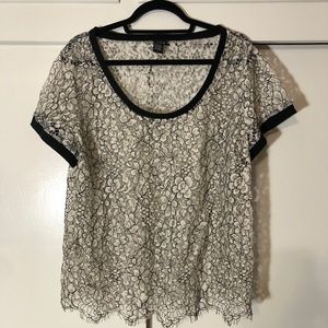 Torrid white lace top black piping scalloped hem